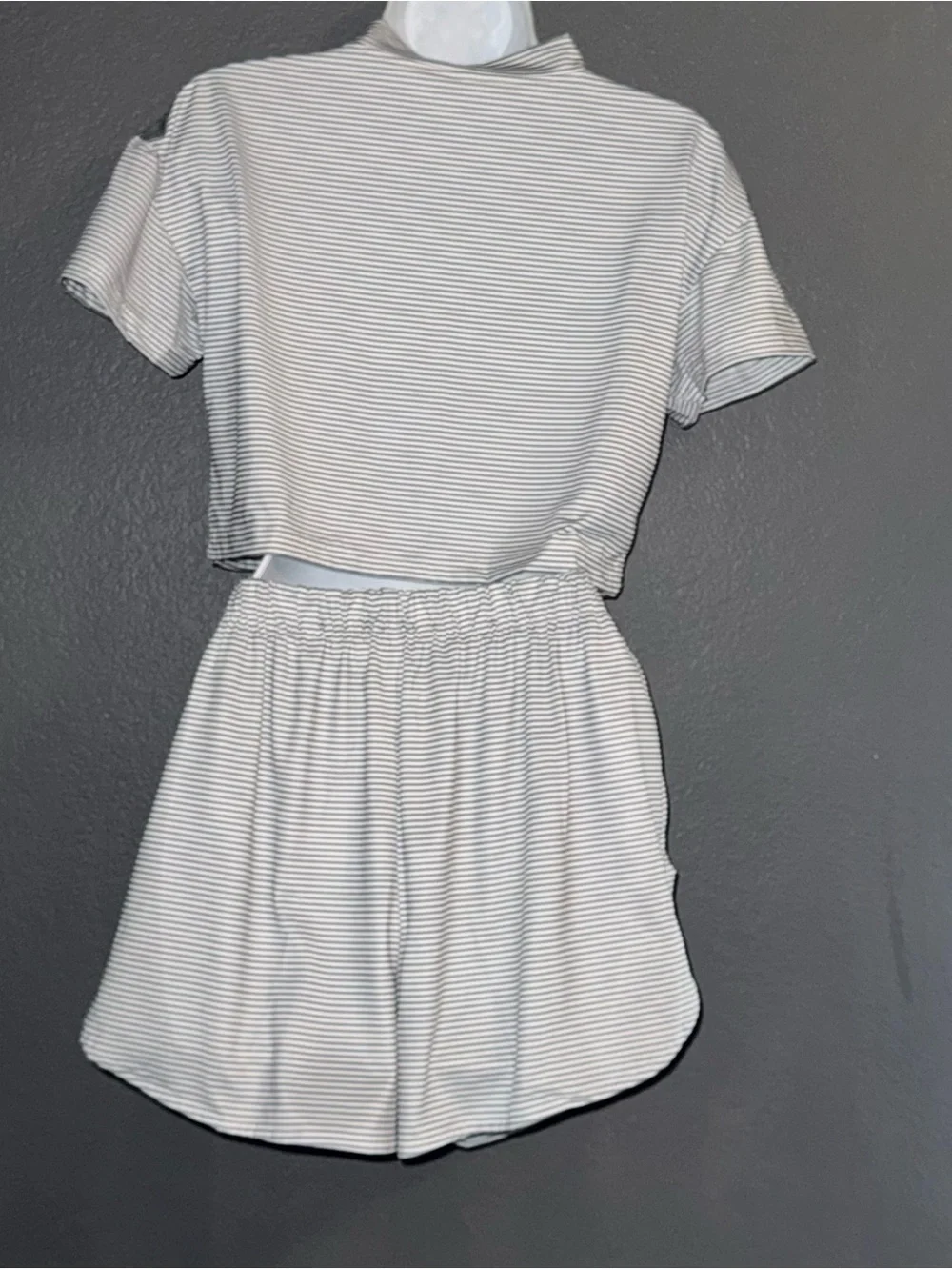 Women’s Matching Pajama Set Short Sleeve Top & Shorts Grey/White Medium